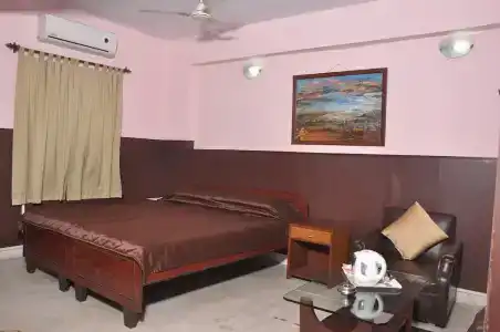 OYO 10890 Malik - 40