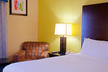 Super 8 By Wyndham/Dfw Apt/North - 35
