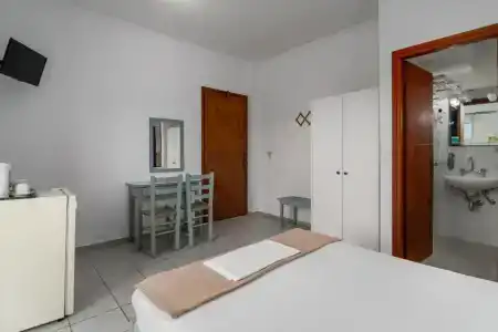 Tilemachos Rooms & Studios - 63