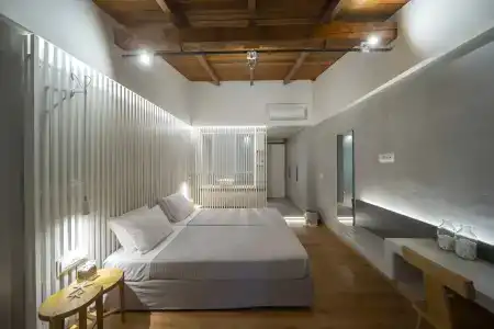 Atrium - 5