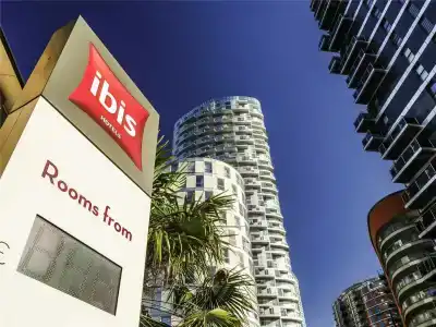 ibis London Docklands Canary Wharf - 21