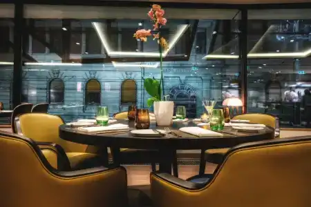 Courtyard by Marriott Belgrade City Center - 12