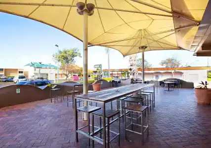 Sunnybank - 17