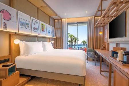 Radisson Blu 1835, Cannes - 60