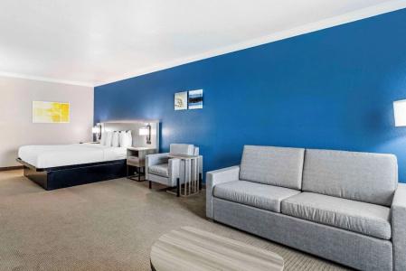 Country Inn & Suites by Radisson, Beach, TX - 48
