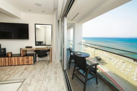 The Ciao Stelio Deluxe (Adults Only) - 46