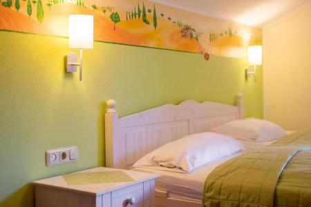 & Ferienwohnungen Bohlenblick - 26