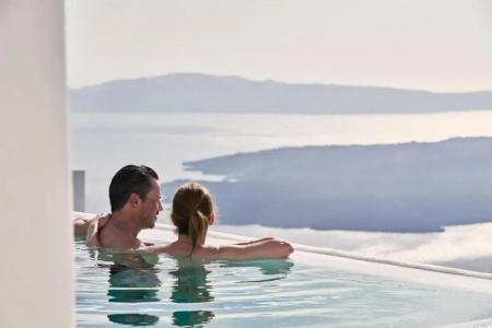 Astra Suites - 241