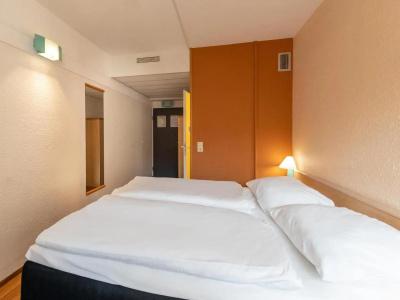 ibis Duisburg Hauptbahnhof - 11