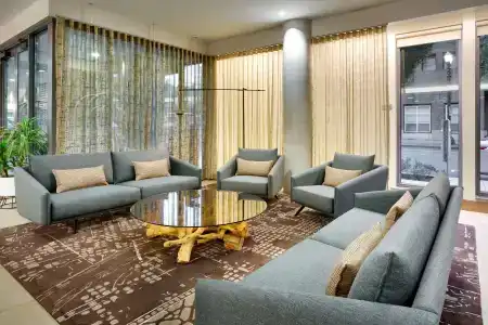 Hyatt House Portland / Downtown - 6