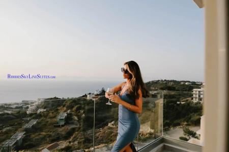 Rhodes SkyLine Suites - 128