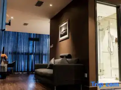 Signature Boutique - 18