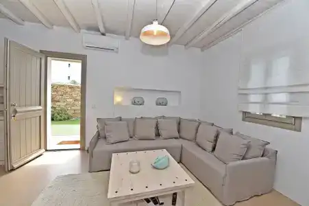 White Tinos Luxury Suites - 71
