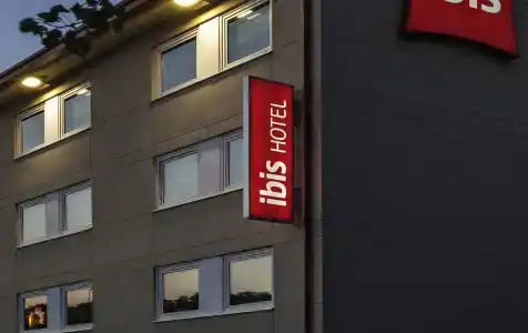 Ibis Cornella - 26