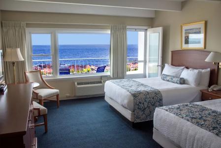 Atlantis Oceanfront Inn - 35