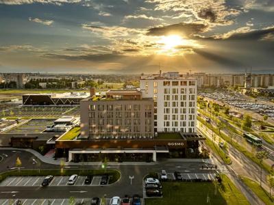 Qosmo Brasov - 22