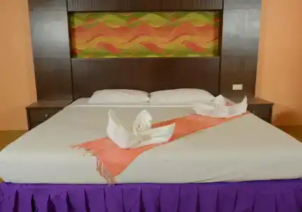 Oyo 565 Trang - 3