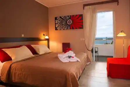 Kyparissia Beach - 4