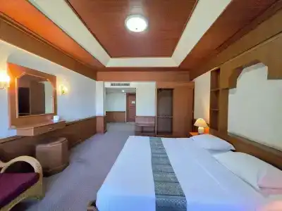 Pailyn - 40