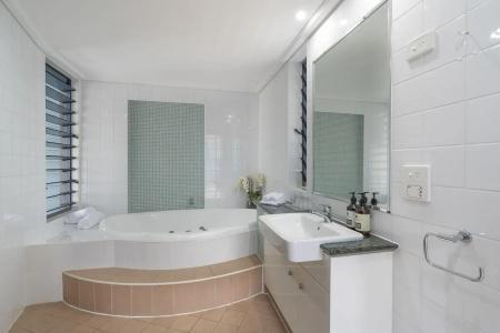 Port Douglas Peninsula Boutique - Adults Only Haven - 7