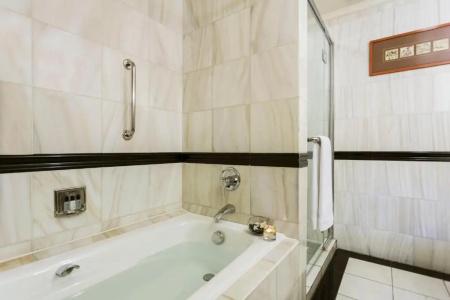 Renaissance Riverside Saigon - 115