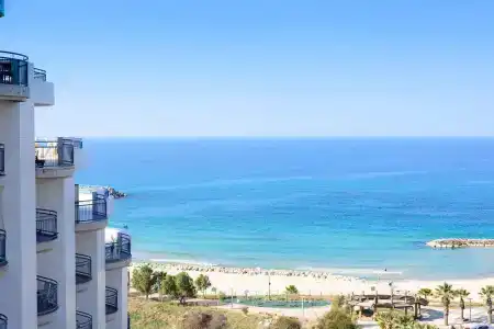 Leonardo Ashkelon - 32