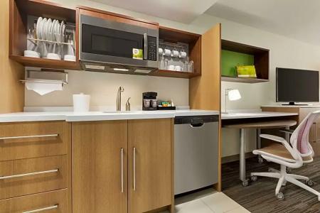 Home2 Suites By Hilton Portland Airport - 46