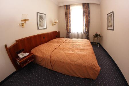 Bayerischer Hof Dresden - 6