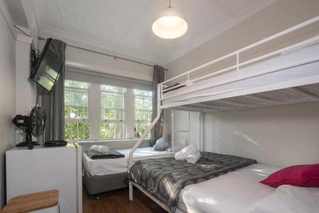 Highfield Private - 33
