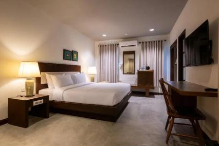 Rose Bay Resort - 100