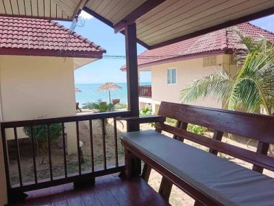 Pranee Beach Bungalows - 17