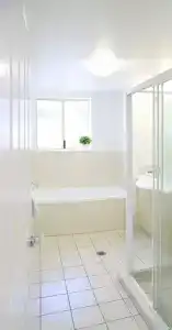 Golden Riviera Absolute Beachfront - 57