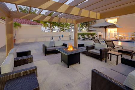 Courtyard by Marriott Fort Lauderdale North/Cypress Creek - 20