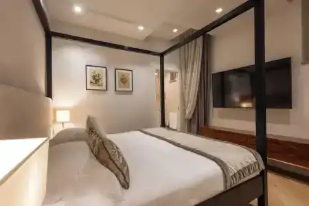 Donati Luxury Tower Suites - 152