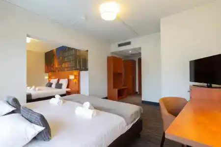 New West Inn Amsterdam - 34