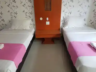 Poonsook Phitsanulok Sha Plus - 4