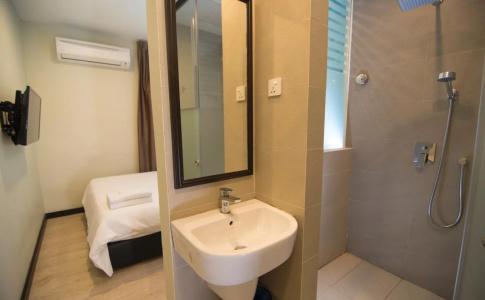 Pantai Inn - 7