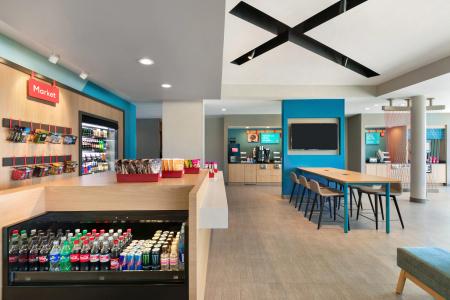 avids - Nashville Airport, an IHG - 20