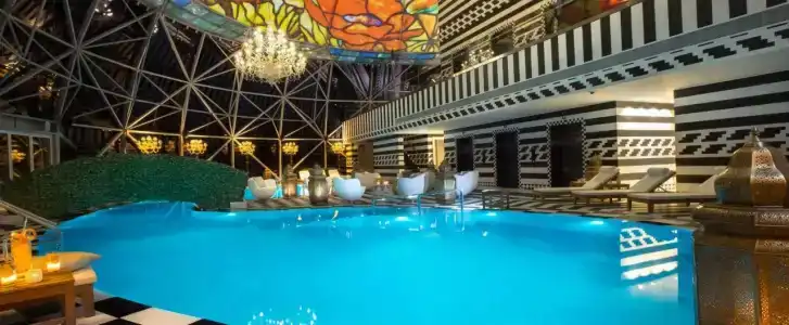 Mondrian - 15