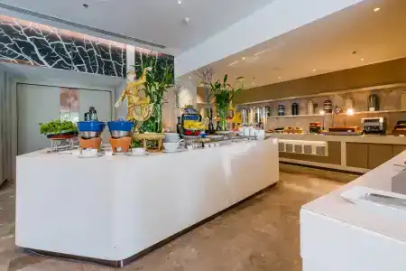 Novotel Phuket City Phokeethra - Sha Extra Plus - 12