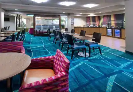 SpringHill Suites by Marriott - 20