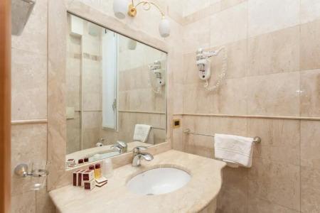 Fiorella Milano - 40