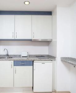 Apartamentos Mar y Playa - 16
