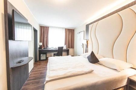 Best Western Plaza Grevenbroich - 40