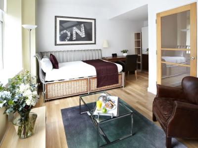 196 Bishopsgate - 14