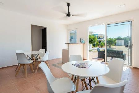 W Suites by Estia - 5