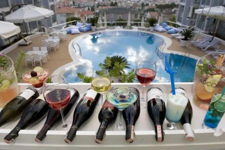 Kondo Suites - 12
