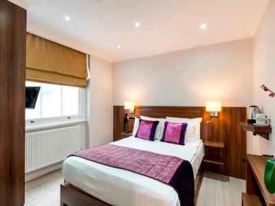 London House - 29