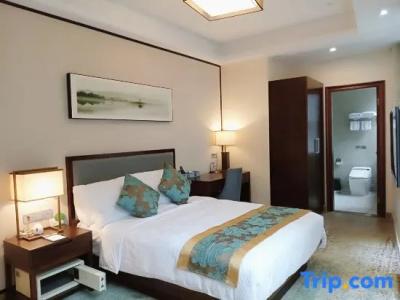 Guangzhou Seaman Club - 30