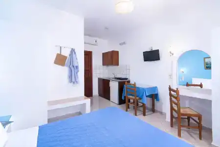 Mandilaria Studios - 144